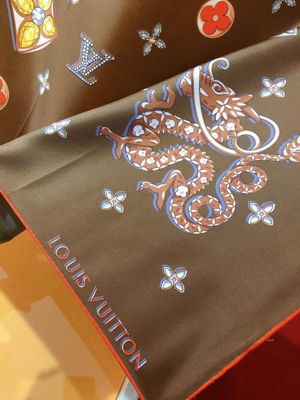 LV silk scarf 90X90cm E33 (21)